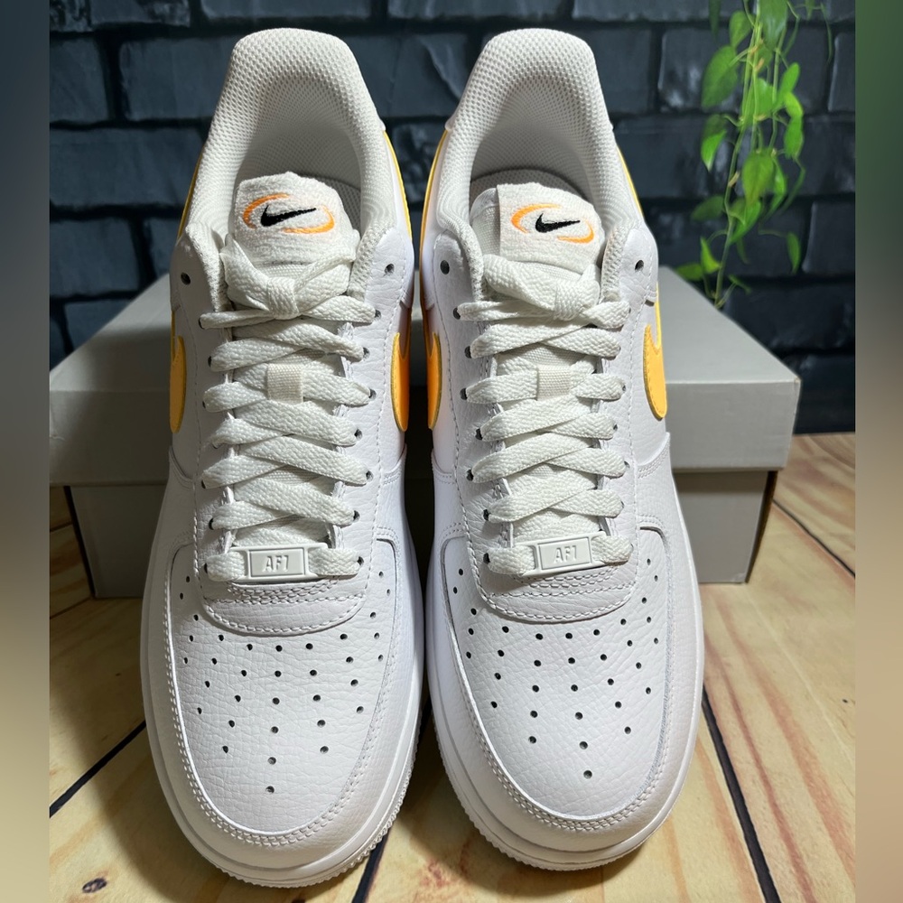Nike Air Force 1 ’07 - Picture 7 of 11
